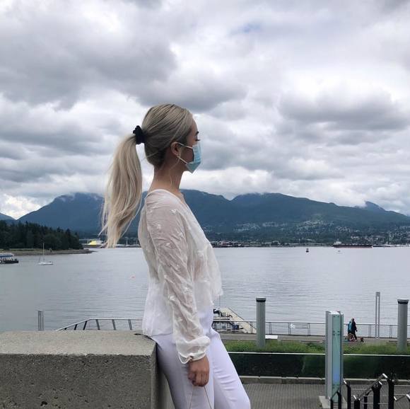 Meet your Posher, Annie - Picture 1 of 1